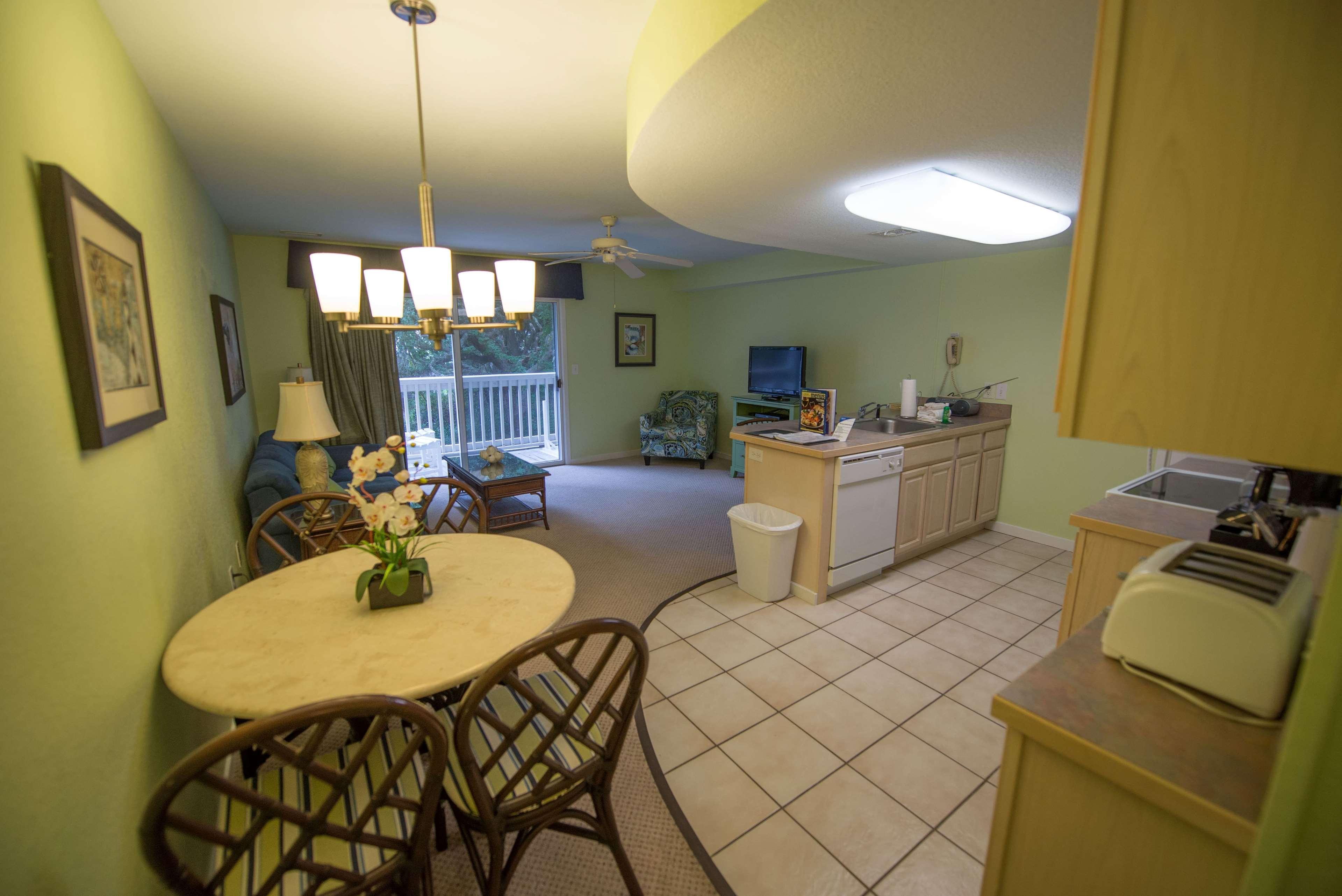 Atlantic Beach Resort, A Ramada By Wyndham Bagian luar foto