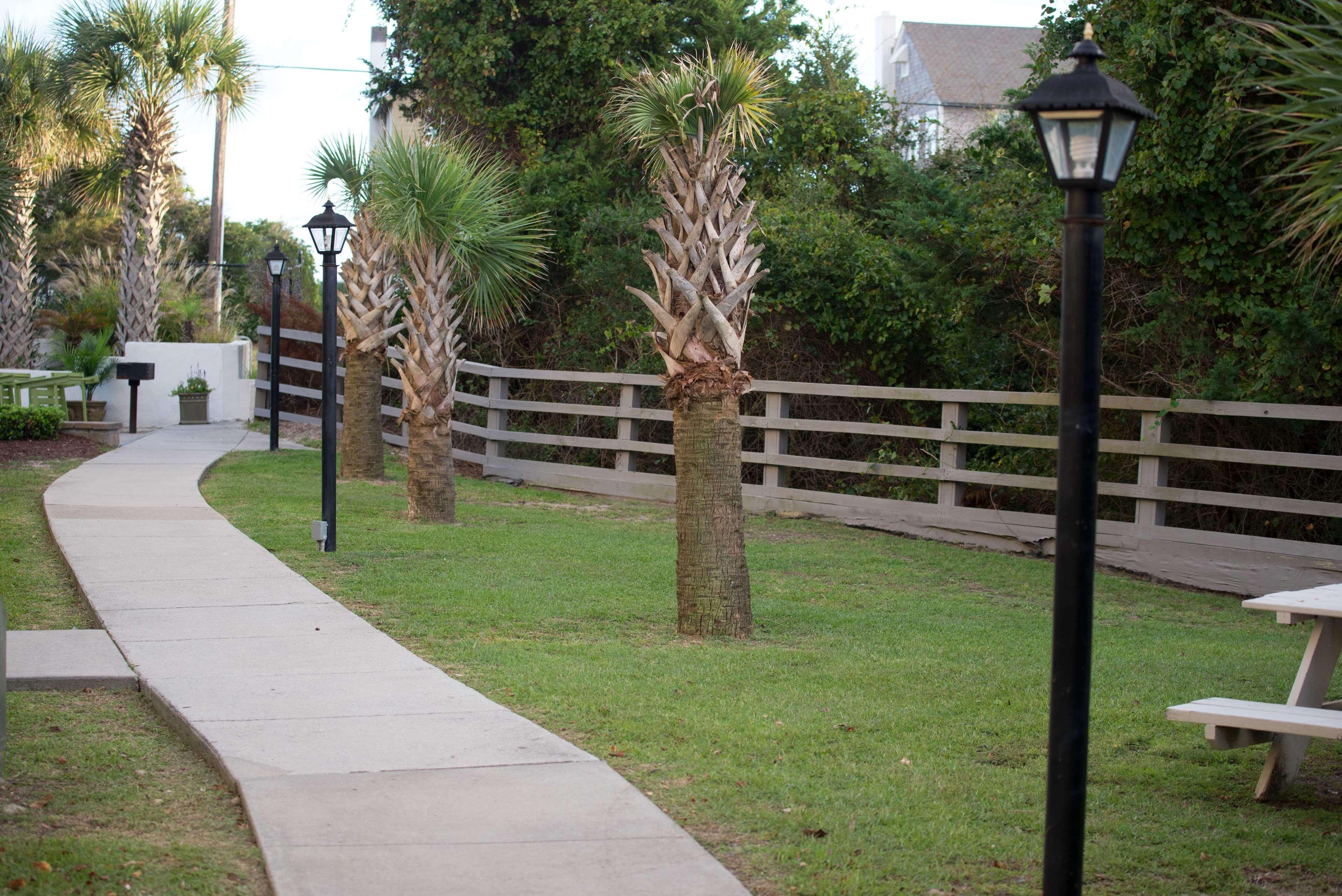 Atlantic Beach Resort, A Ramada By Wyndham Bagian luar foto