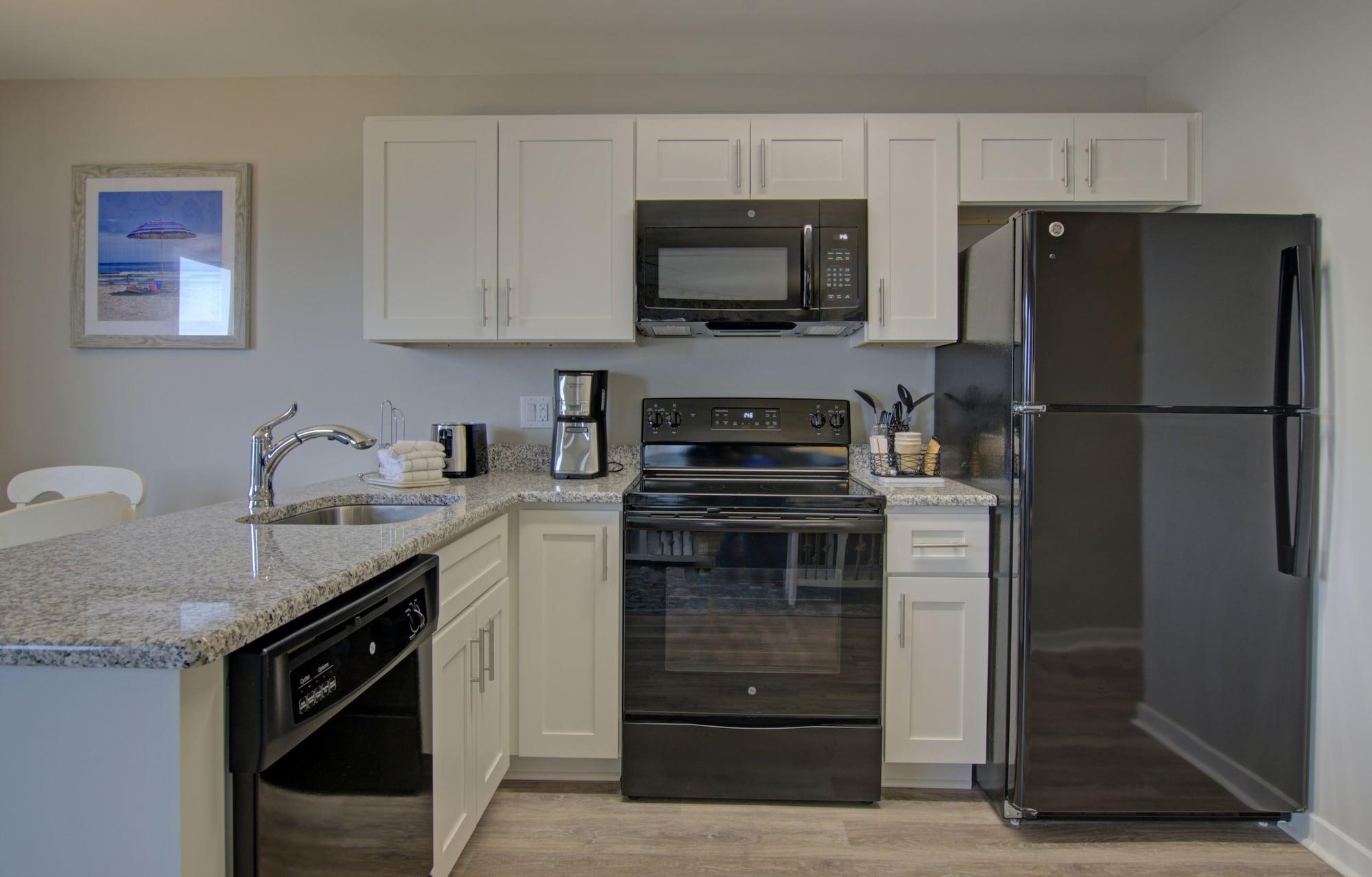 Atlantic Beach Resort, A Ramada By Wyndham Bagian luar foto