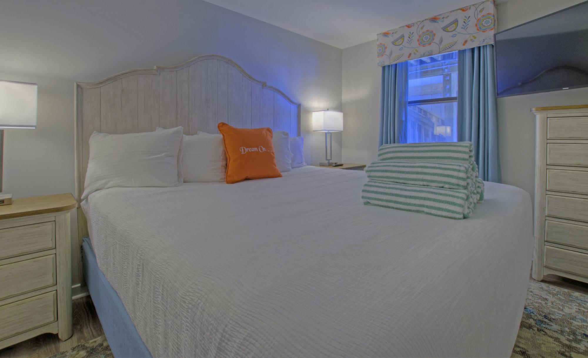 Atlantic Beach Resort, A Ramada By Wyndham Bagian luar foto