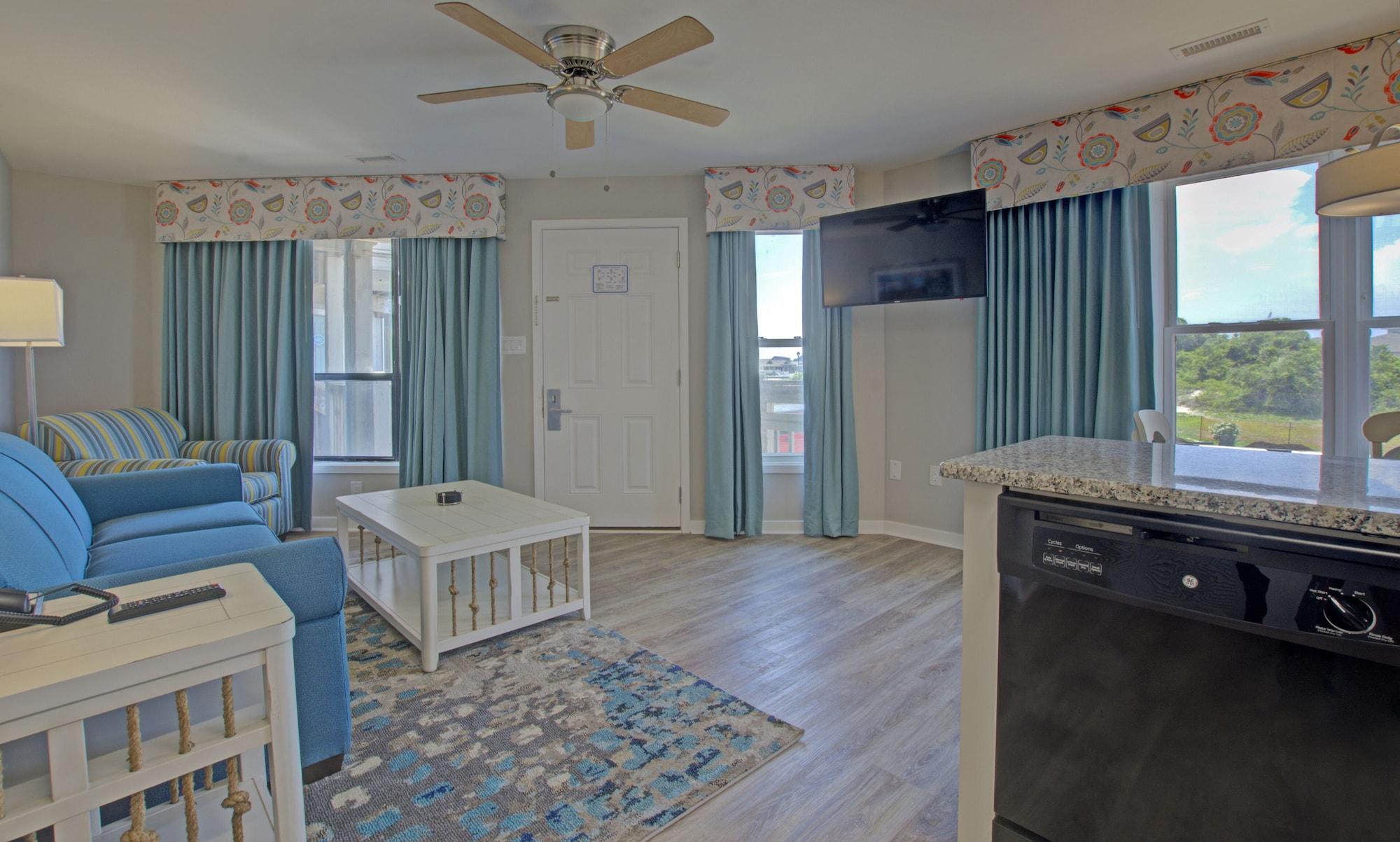 Atlantic Beach Resort, A Ramada By Wyndham Bagian luar foto
