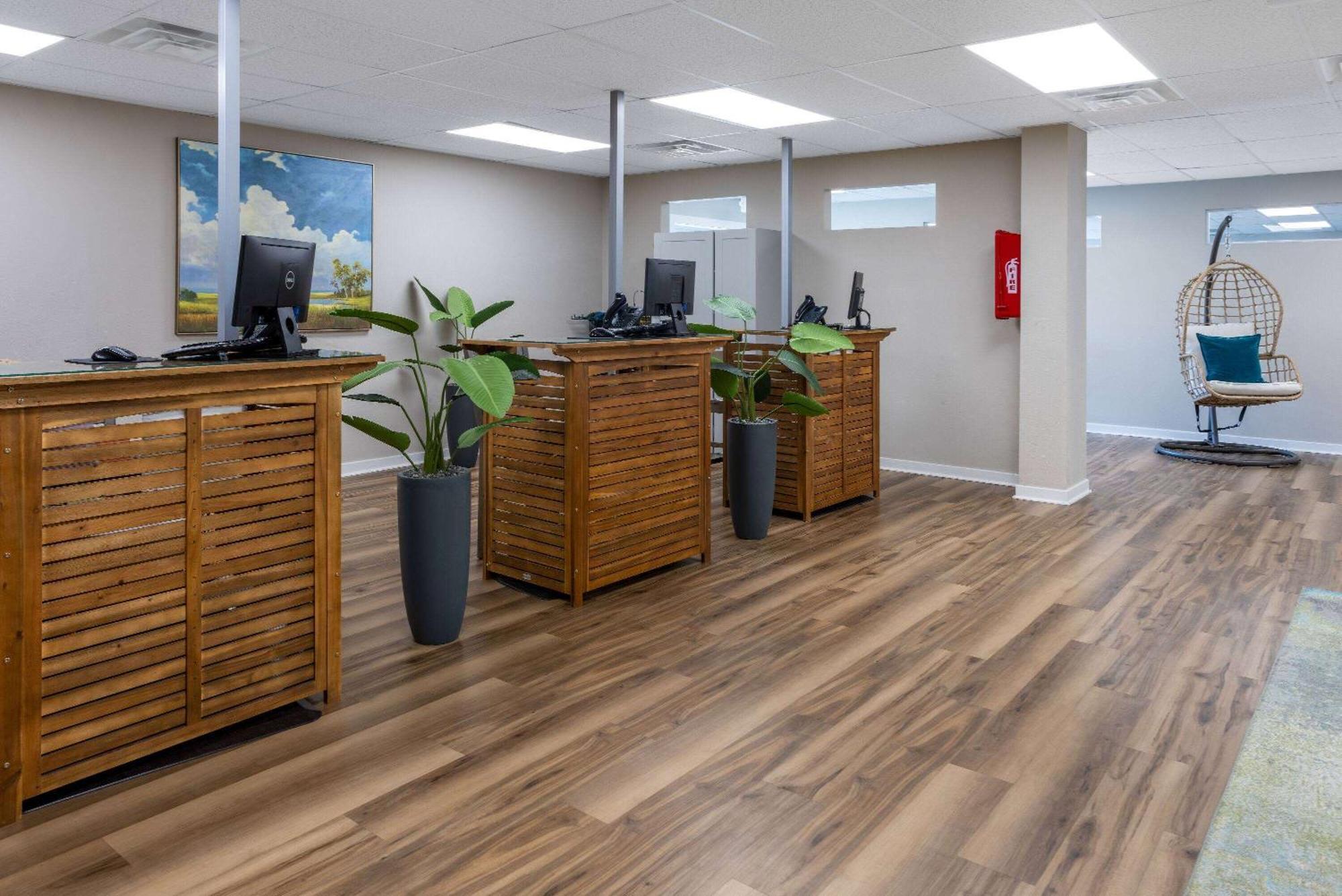 Atlantic Beach Resort, A Ramada By Wyndham Bagian luar foto