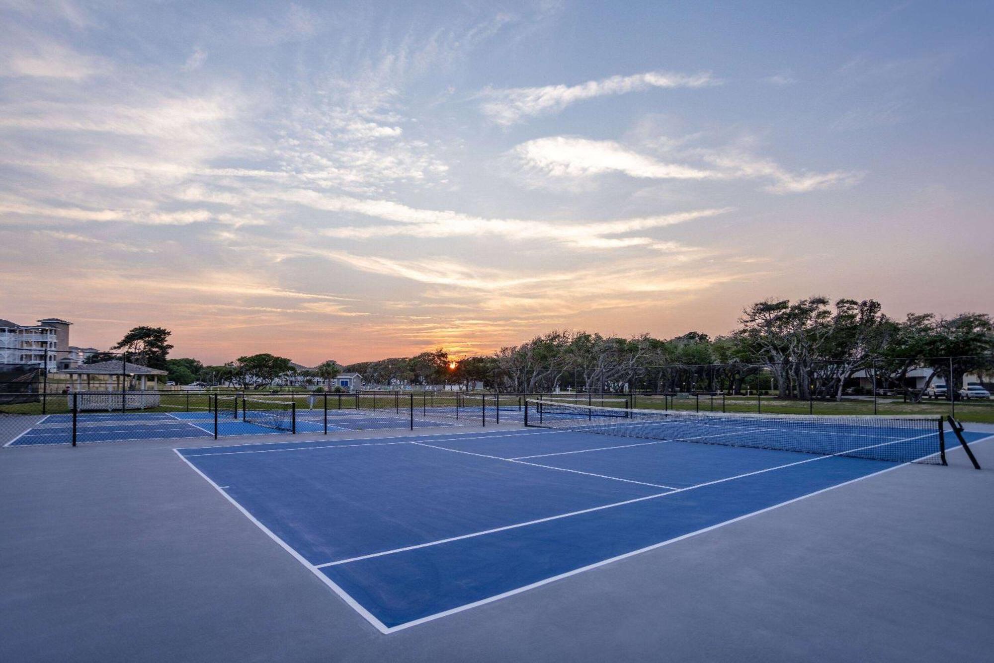 Atlantic Beach Resort, A Ramada By Wyndham Bagian luar foto